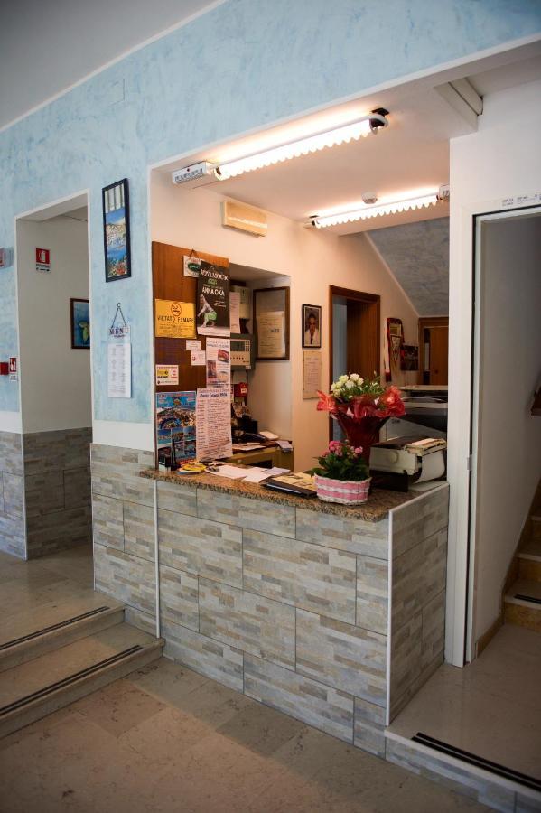 Hotel Maris Stella Riccione Esterno foto