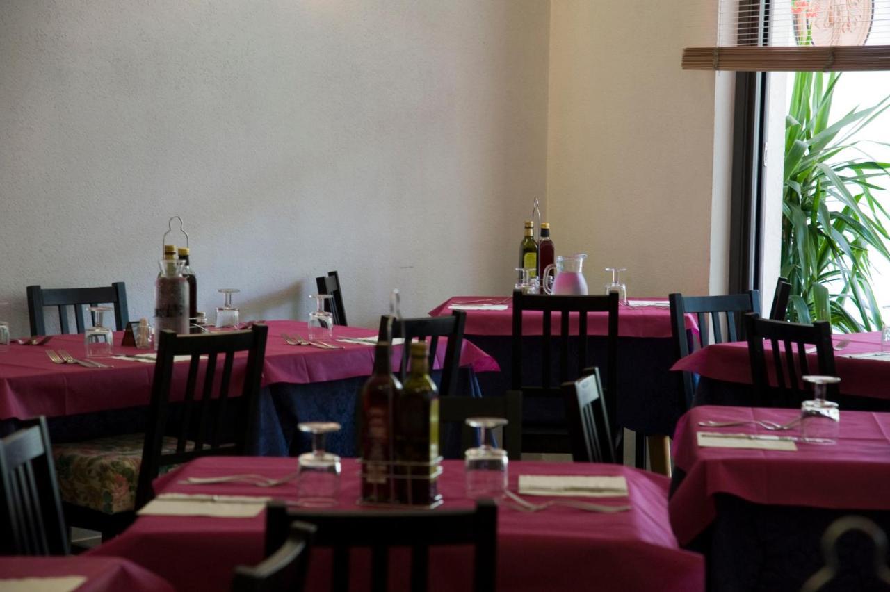 Hotel Maris Stella Riccione Esterno foto