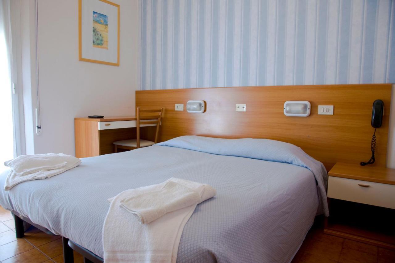 Hotel Maris Stella Riccione Esterno foto
