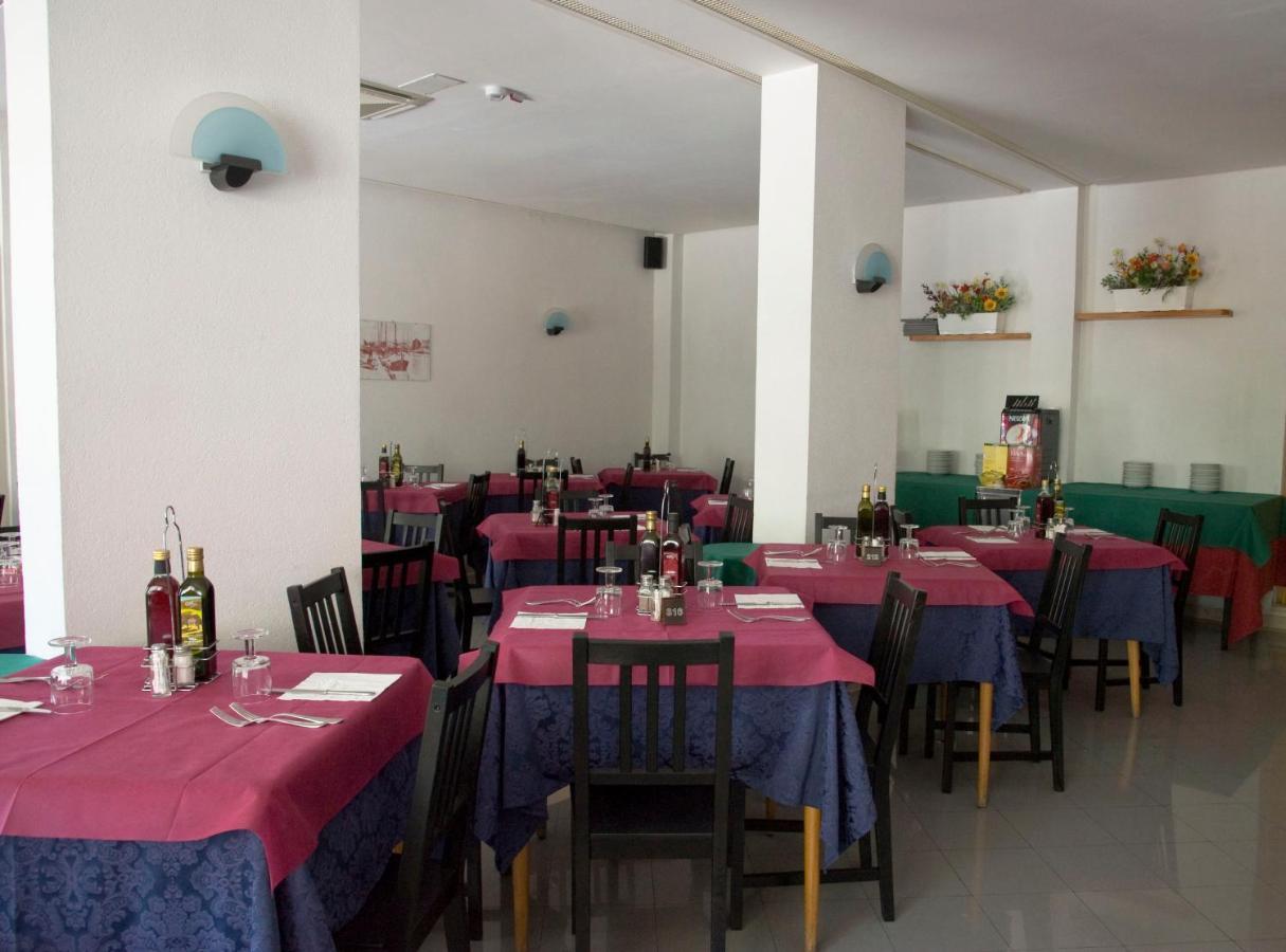 Hotel Maris Stella Riccione Esterno foto