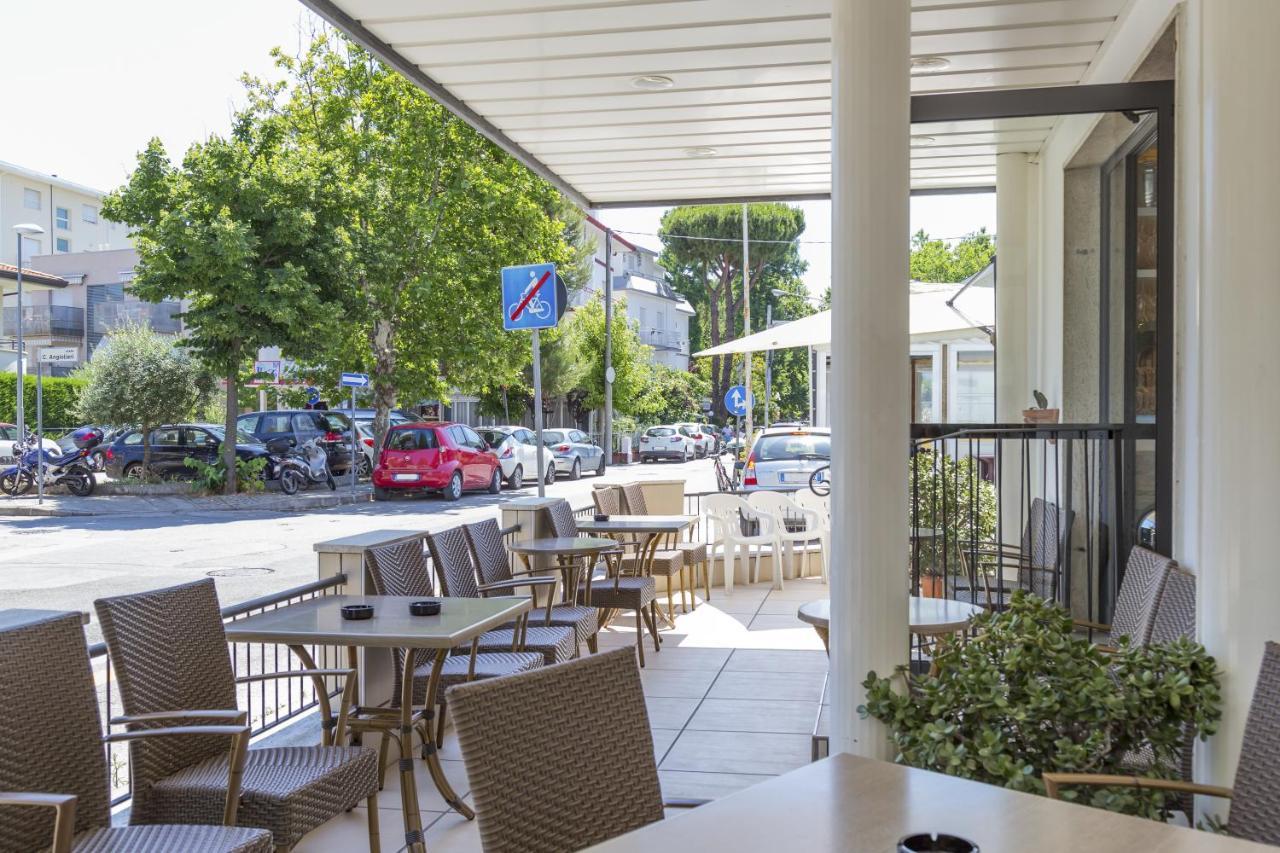 Hotel Maris Stella Riccione Esterno foto