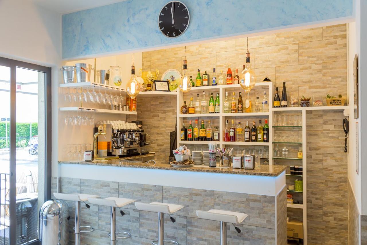 Hotel Maris Stella Riccione Esterno foto