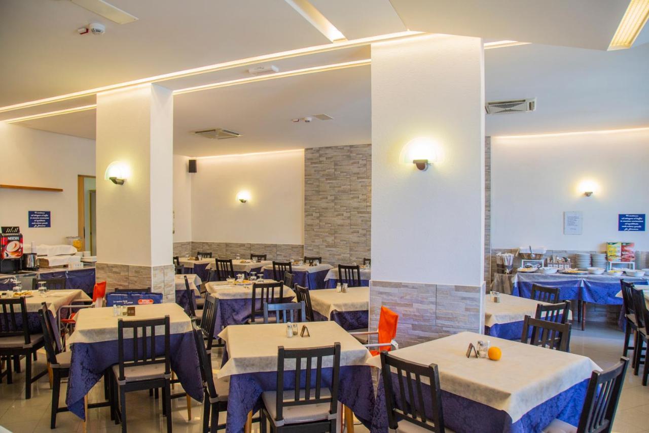 Hotel Maris Stella Riccione Esterno foto