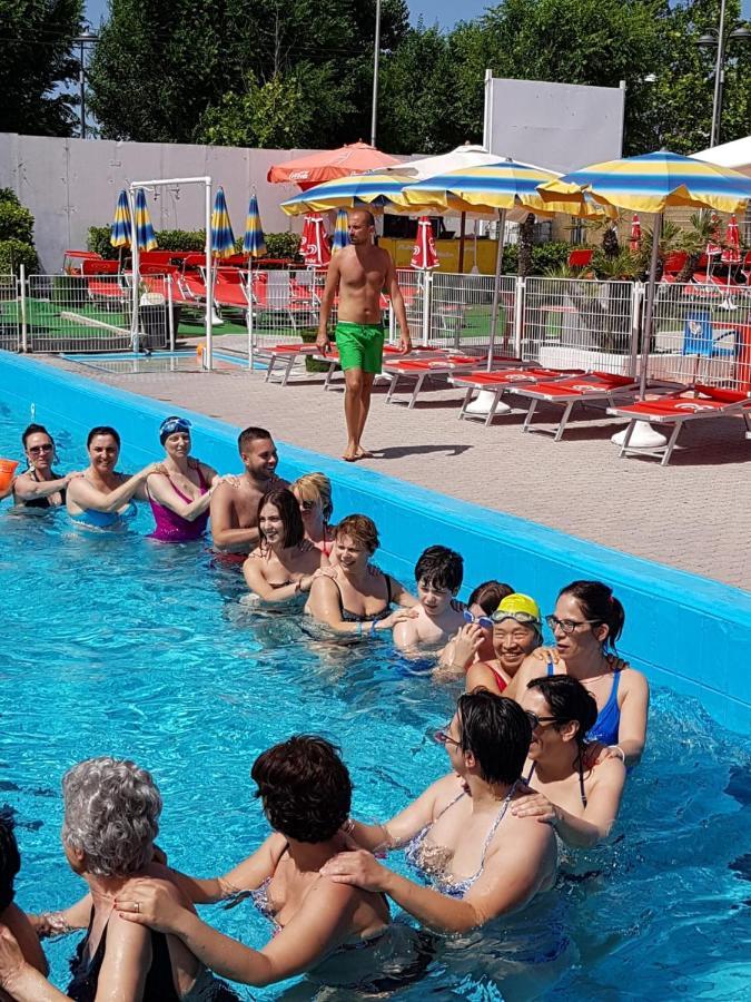 Hotel Maris Stella Riccione Esterno foto